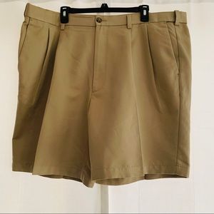 Roundtree and Yorkee Khaki Pants